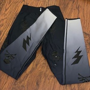 ultracor skull workout leggings